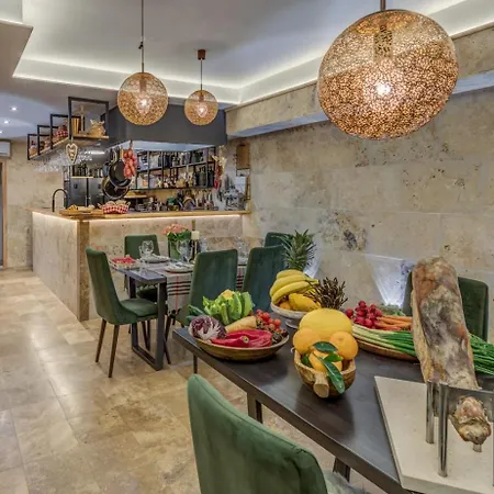 Luxury Blue Sky, Private Pool, Breakfast